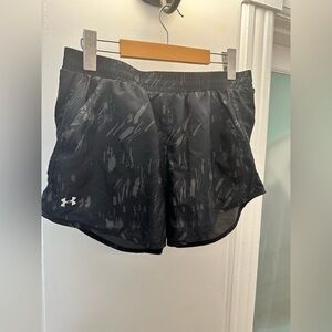 Under Armour Shorts  SZ M